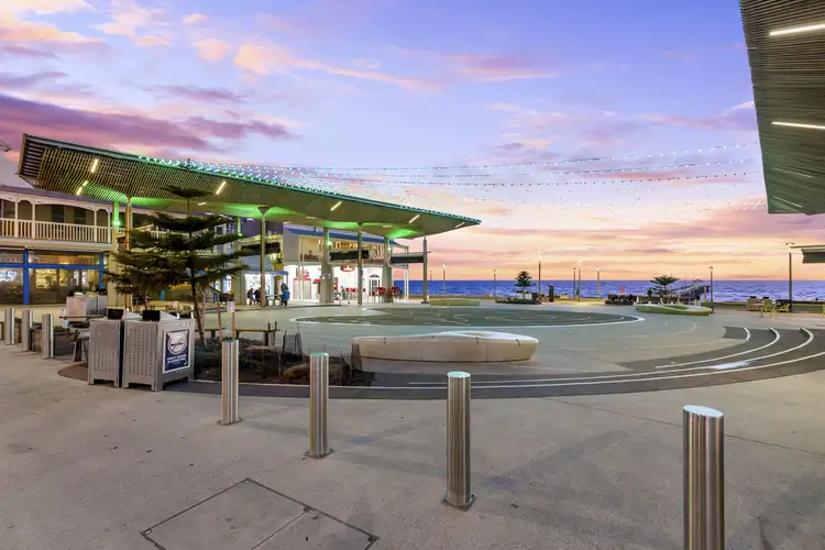 Main view of Homely townhouse listing, 4/374 Seaview Road, Henley Beach SA 5022