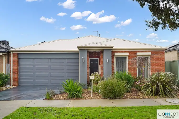 118 Nelson Street, Cranbourne East VIC 3977