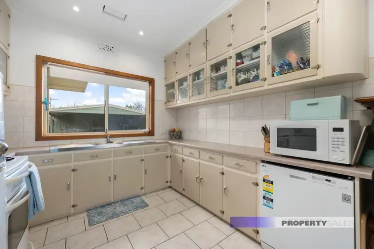 Sixth view of Homely house listing, 3 Park Crescent, Moe VIC 3825