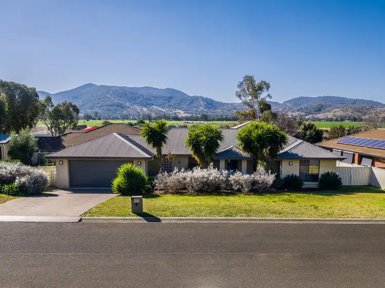 6 Hibiscus Way, Calala NSW 2340
