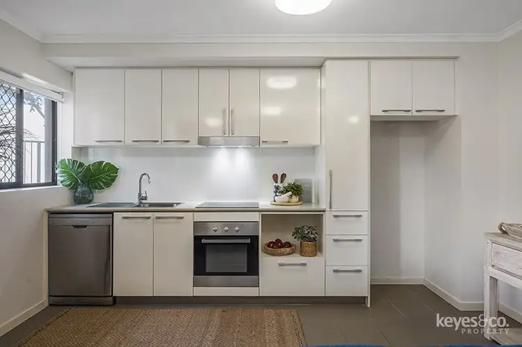 Third view of Homely apartment listing, 306/167 Bundock Street, Belgian Gardens QLD 4810