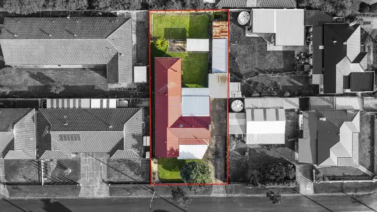 Second view of Homely house listing, 5 Gordon Street, Mount Gambier SA 5290