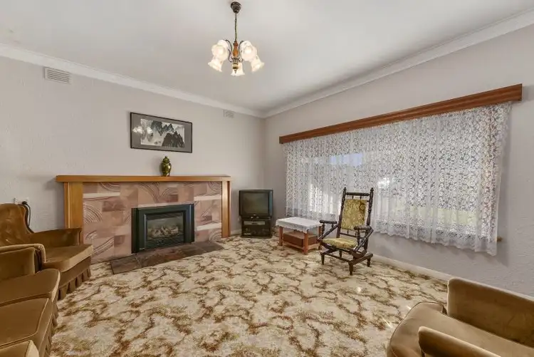 Fifth view of Homely house listing, 5 Gordon Street, Mount Gambier SA 5290