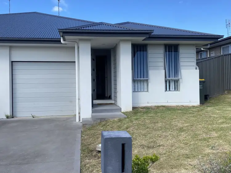 206A Johns Road, Wadalba NSW 2259