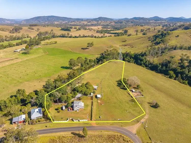 188 Kandanga Creek Road, Kandanga QLD 4570