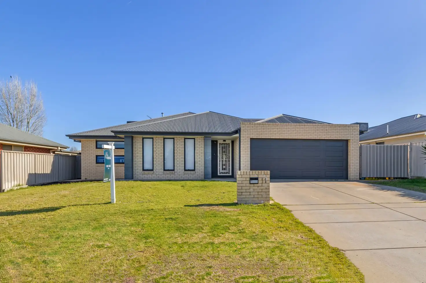 Main view of Homely house listing, 11 Bindari Avenue, Glenfield Park NSW 2650