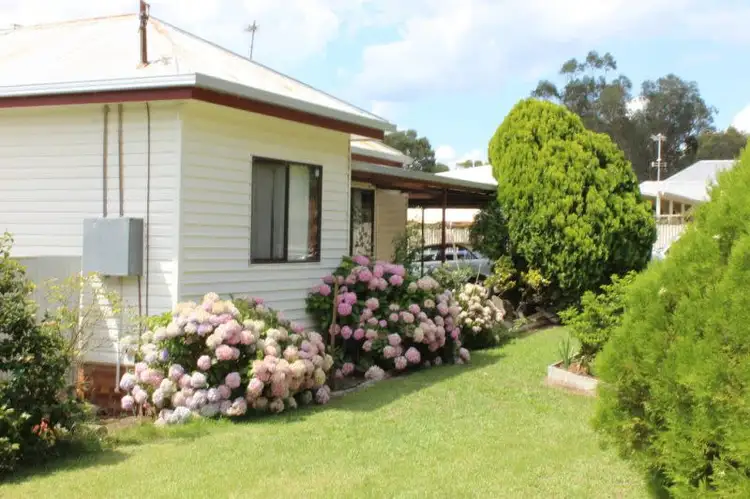 8 Cynthia Street, Tarcutta NSW 2652