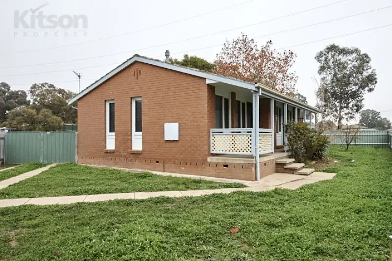 Main view of Homely house listing, 5 Kenny Place, Tolland NSW 2650