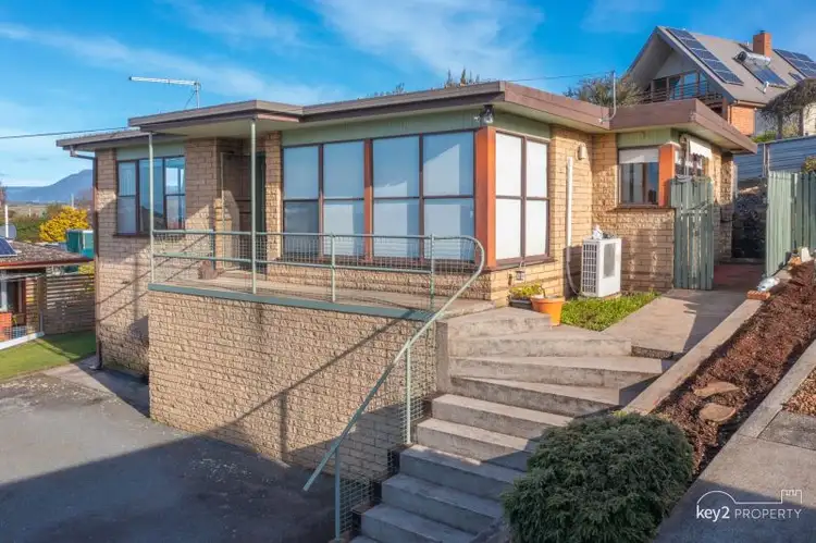 2/54 West Church Street, Deloraine TAS 7304