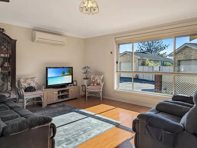 1/2A Kimbeth Crescent, Albion Park Rail NSW 2527