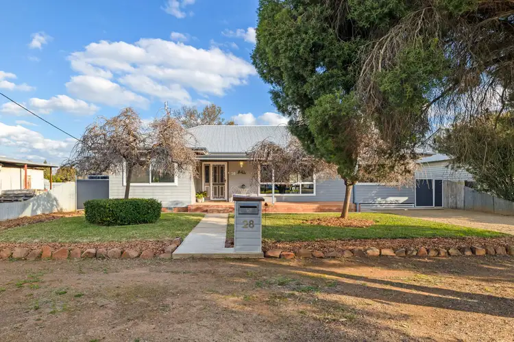 28 Hebden Street, Lockhart NSW 2656