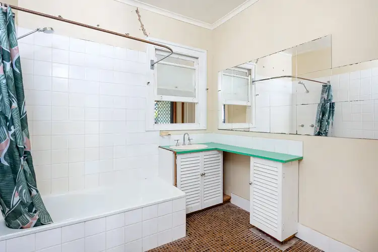 Sixth view of Homely house listing, 408 Lake Albert Road, Kooringal NSW 2650