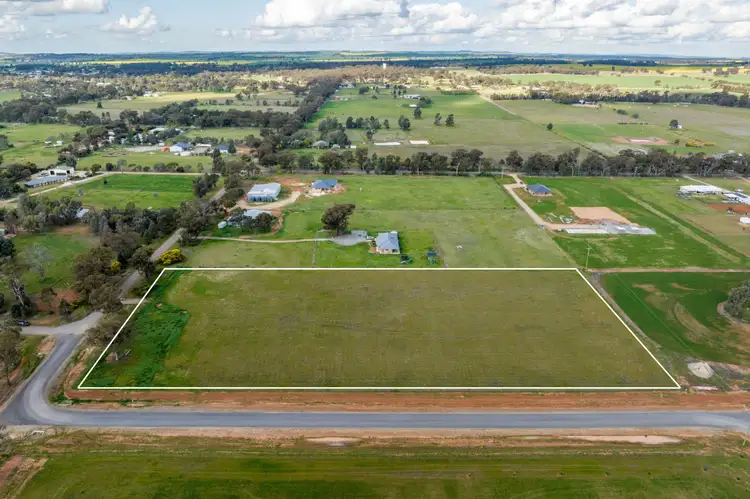 1 Jerricks Lane, Coolamon NSW 2701