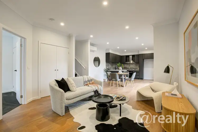 6 Cypress Avenue