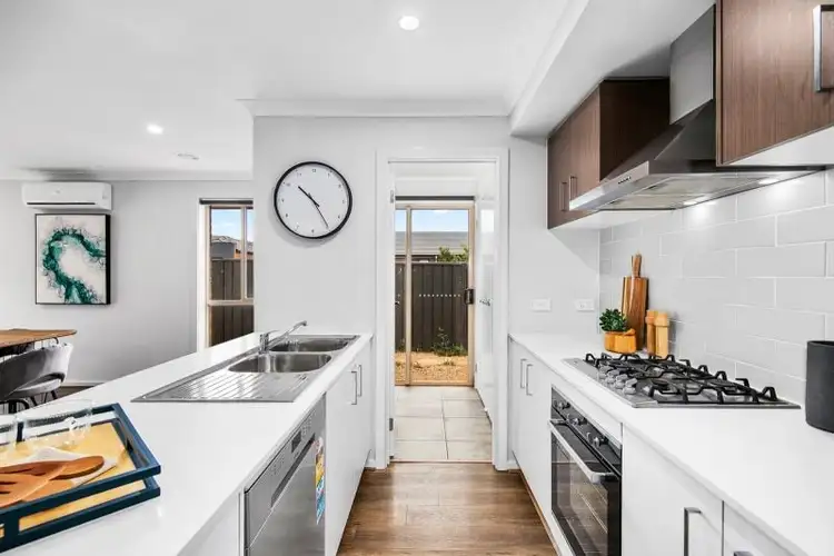 Second view of Homely house listing, 10 Darwinia Way, Cobblebank VIC 3338