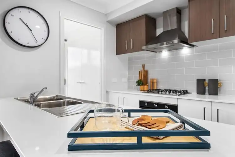 Third view of Homely house listing, 10 Darwinia Way, Cobblebank VIC 3338