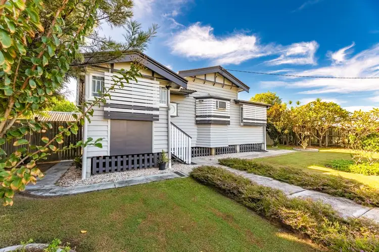 8 Kensington Street, Norville QLD 4670