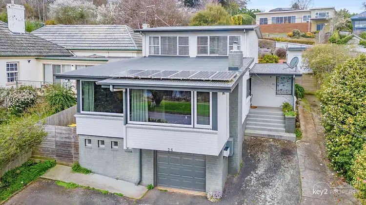 26 East Parade, Deloraine TAS 7304