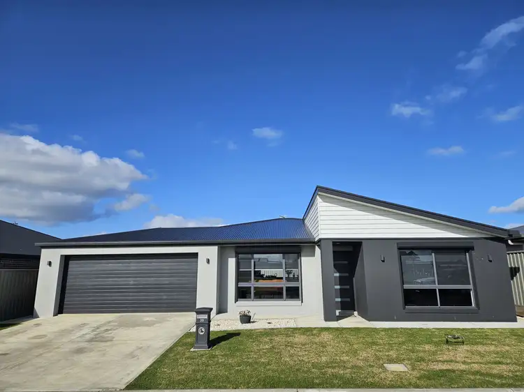8 Napoli Place, Mount Gambier SA 5290