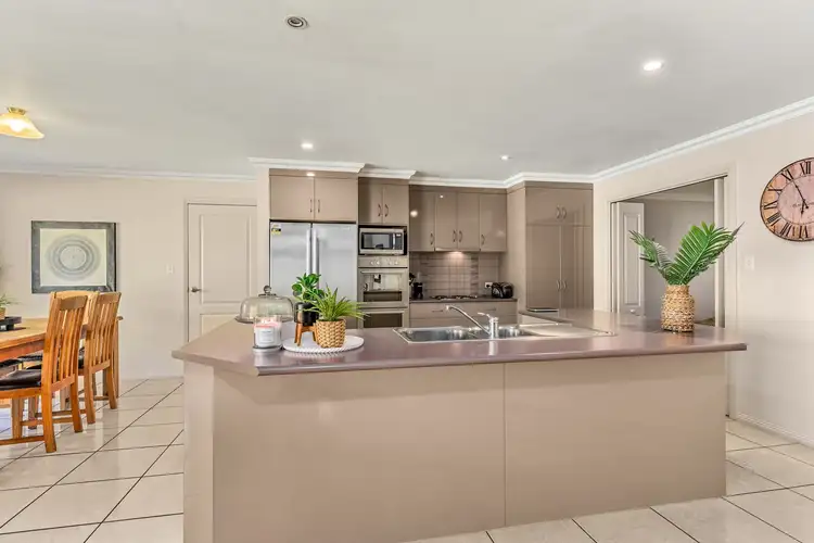 Fourth view of Homely house listing, 29 Parkway Avenue, Mount Gambier SA 5290