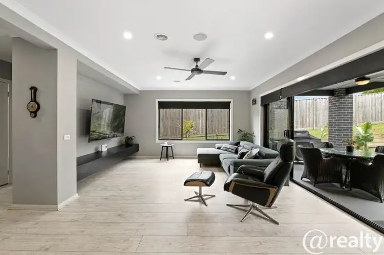 Sixth view of Homely house listing, 11 Waterview Close, Drouin VIC 3818