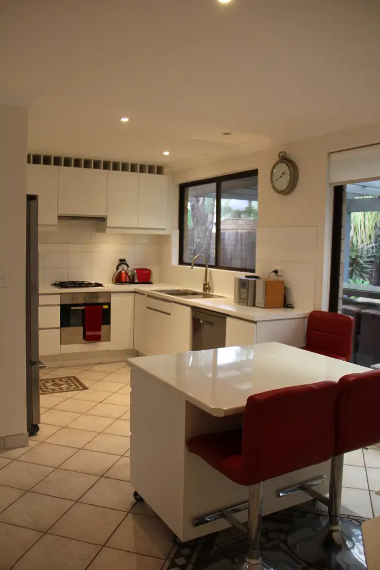 Fifth view of Homely villa listing, 4/30 Macpherson St, Warriewood NSW 2102