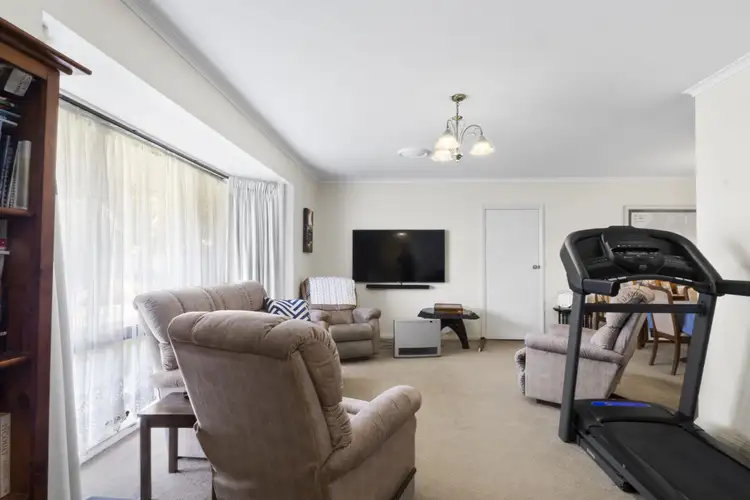 Sixth view of Homely house listing, 9 Mazamet Court, Deniliquin NSW 2710