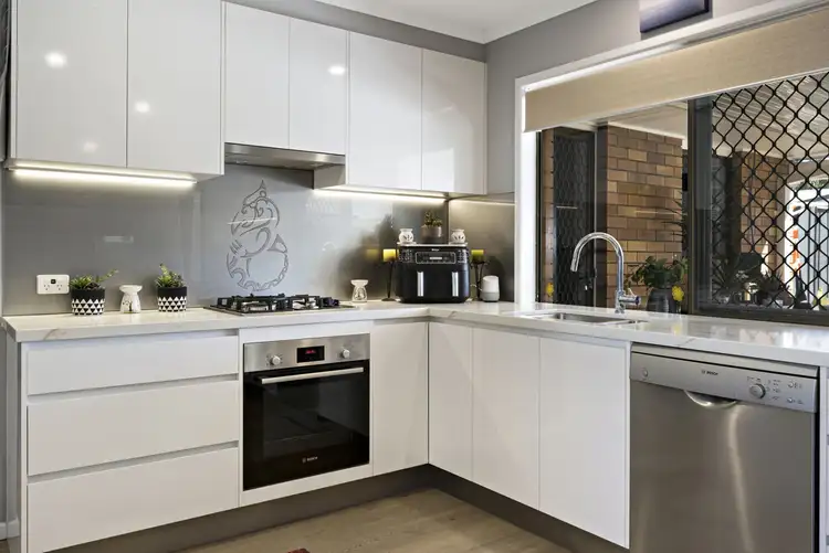 Second view of Homely house listing, 7 Lawson Court, Kippa-Ring QLD 4021