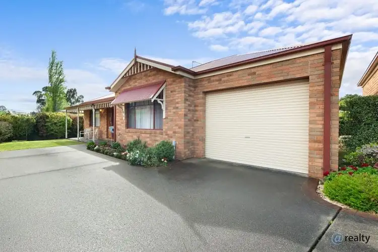 Second view of Homely house listing, 4/4 Fuhrmann Court, Drouin VIC 3818