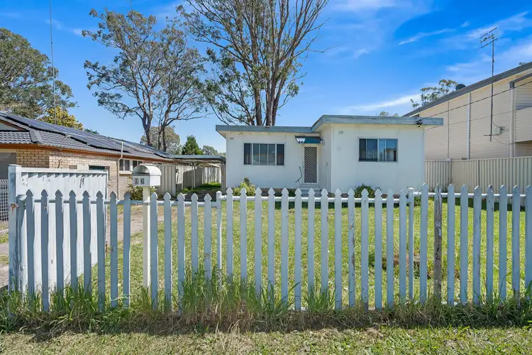 16 McCrea Boulevard, San Remo NSW 2262