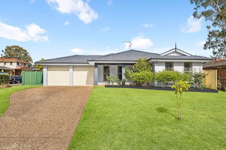 28 Ironside Avenue, St Helens Park NSW 2560