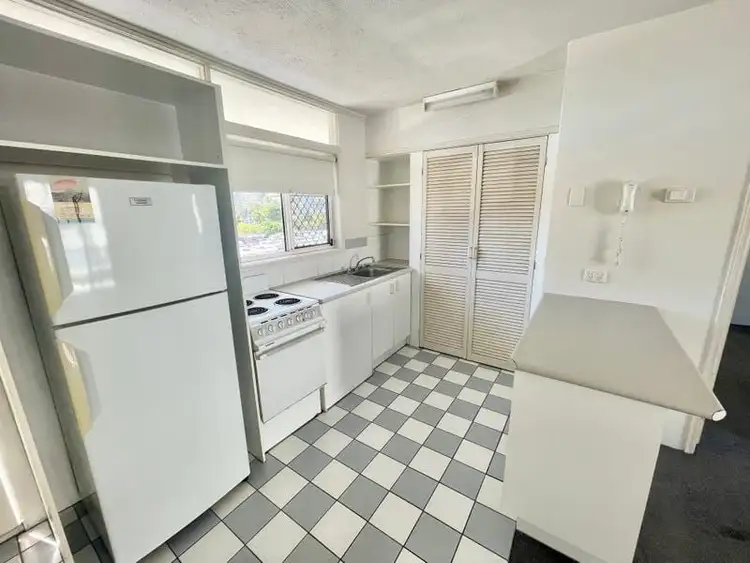 UNIT 24 LOT 23/69-73 Ferny Avenue, Surfers Paradise QLD 4217