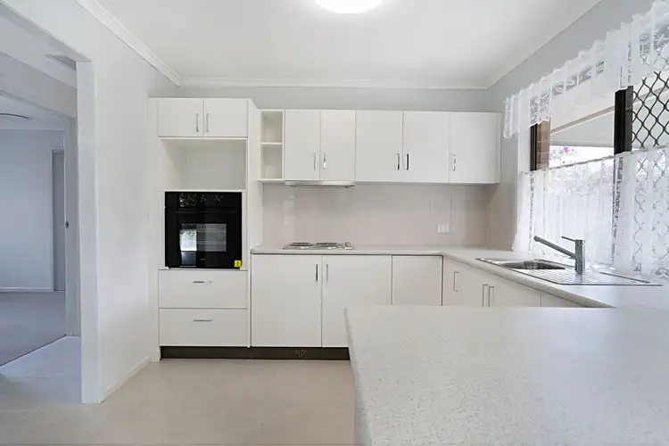 4 Rhoda Street