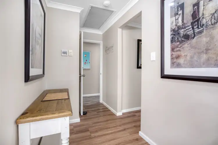 Sixth view of Homely house listing, 8 Hilarion Elbow, Hilbert WA 6112