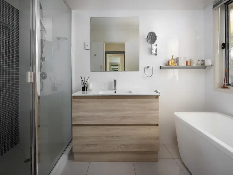 Seventh view of Homely house listing, 8 Goodenia Crescent, Seventeen Mile Rocks QLD 4073