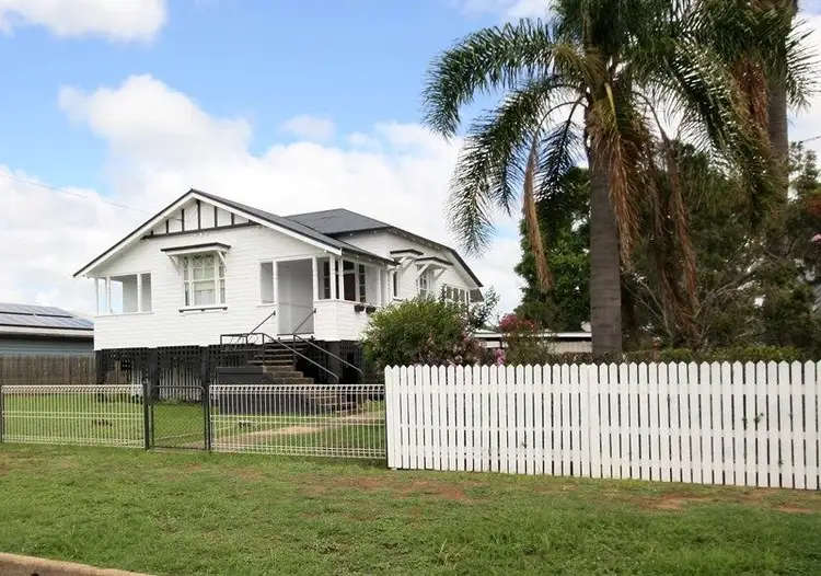97 Albion Street, Warwick QLD 4370