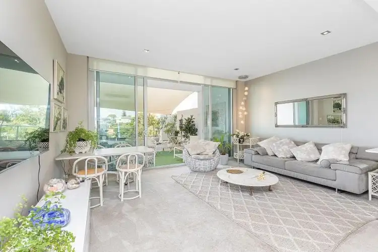 2 Bovell Lane