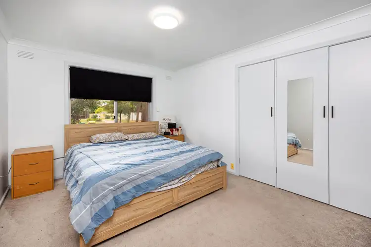 Fifth view of Homely house listing, 1 Binda Place, Flowerdale NSW 2650