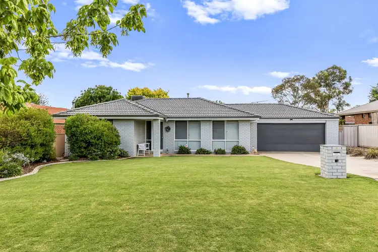 8 Budawang Place, Tatton NSW 2650