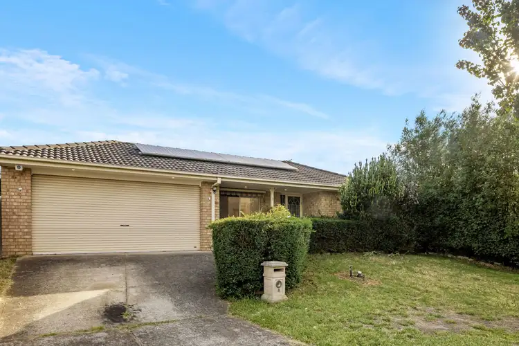 9 Nyarrin Place, Cranbourne West VIC 3977