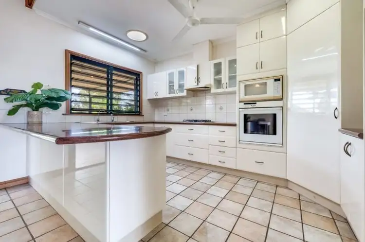 15 Pinehurst Court, Marrara NT 812