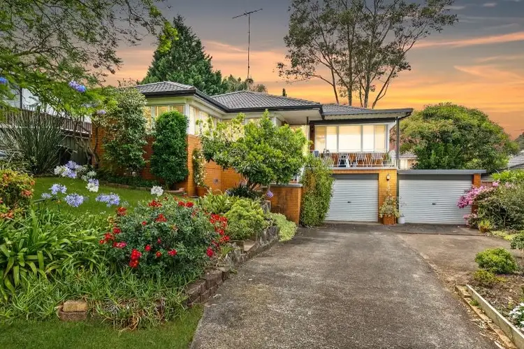 12 Tandara Avenue, Bradbury NSW 2560