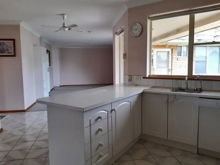 Third view of Homely house listing, 10 Bellevale Court, Mount Gambier SA 5290