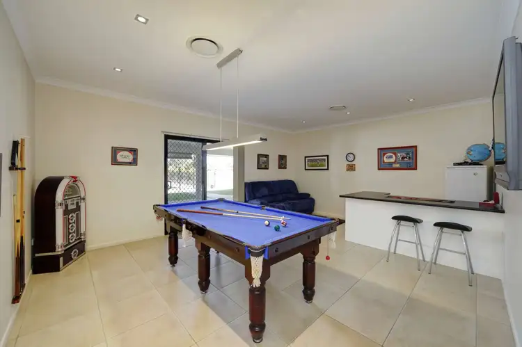 17 Isaac Moore Drive