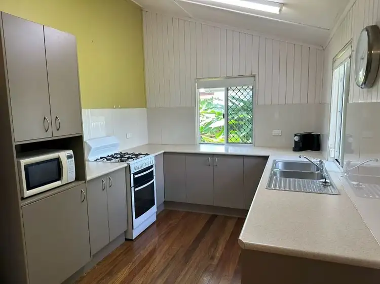 3 Chataway Street, West Mackay QLD 4740
