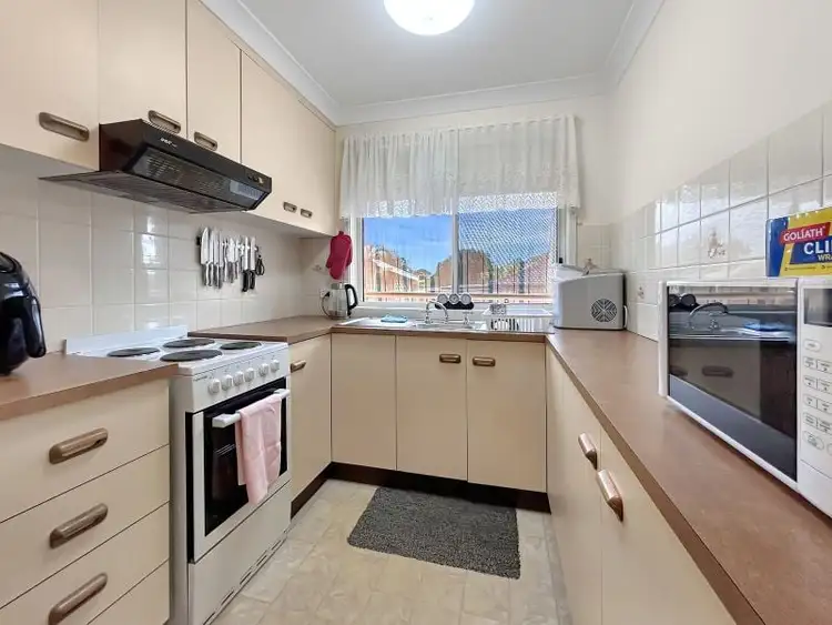 Fourth view of Homely villa listing, 5/5-21 Vales Road, Mannering Park NSW 2259