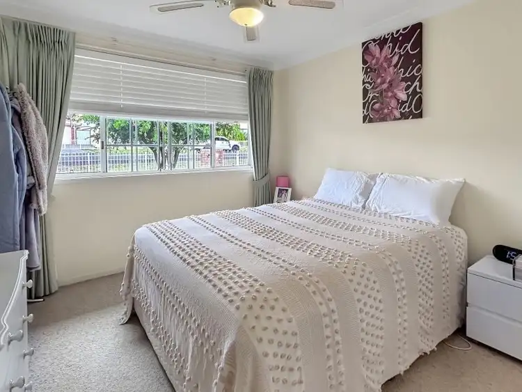 Sixth view of Homely villa listing, 5/5-21 Vales Road, Mannering Park NSW 2259