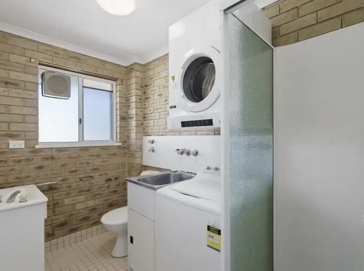 Sixth view of Homely studio listing, 19/4 Brighton Street, Biggera Waters QLD 4216