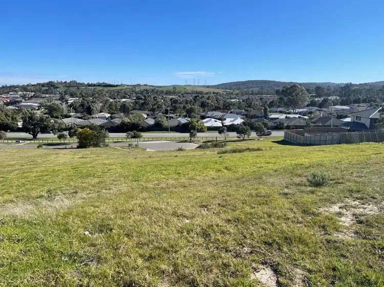 6 Tranquil Way, Pakenham VIC 3810