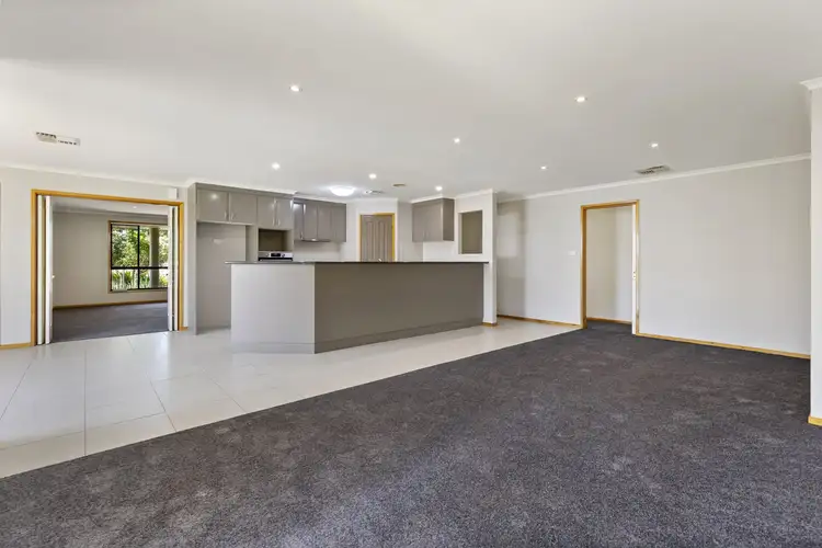 Sixth view of Homely house listing, 6 Brownlow Drive, Bourkelands NSW 2650